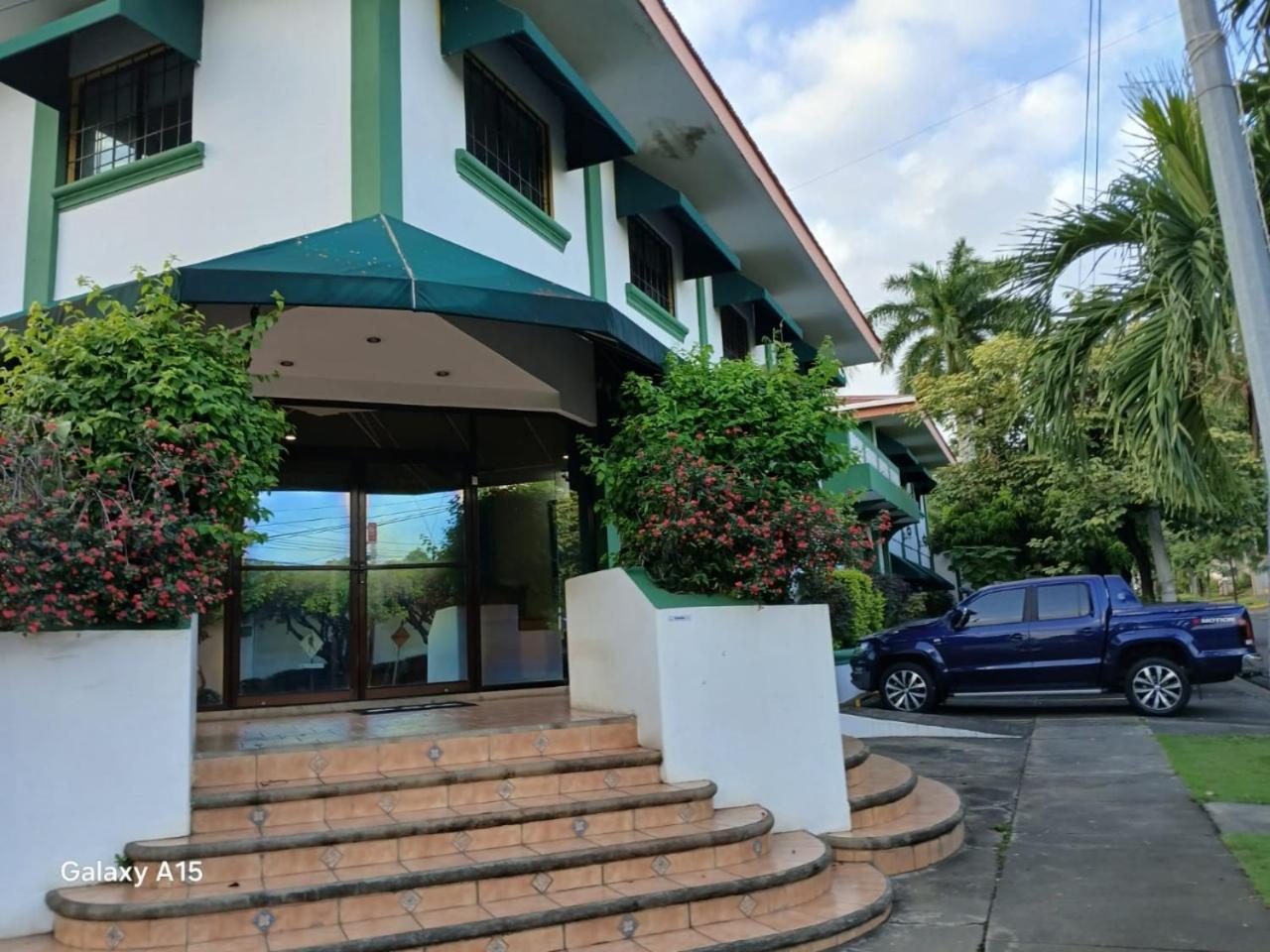 Hotel Brandts Los Robles De San Juan Managua Zewnętrze zdjęcie